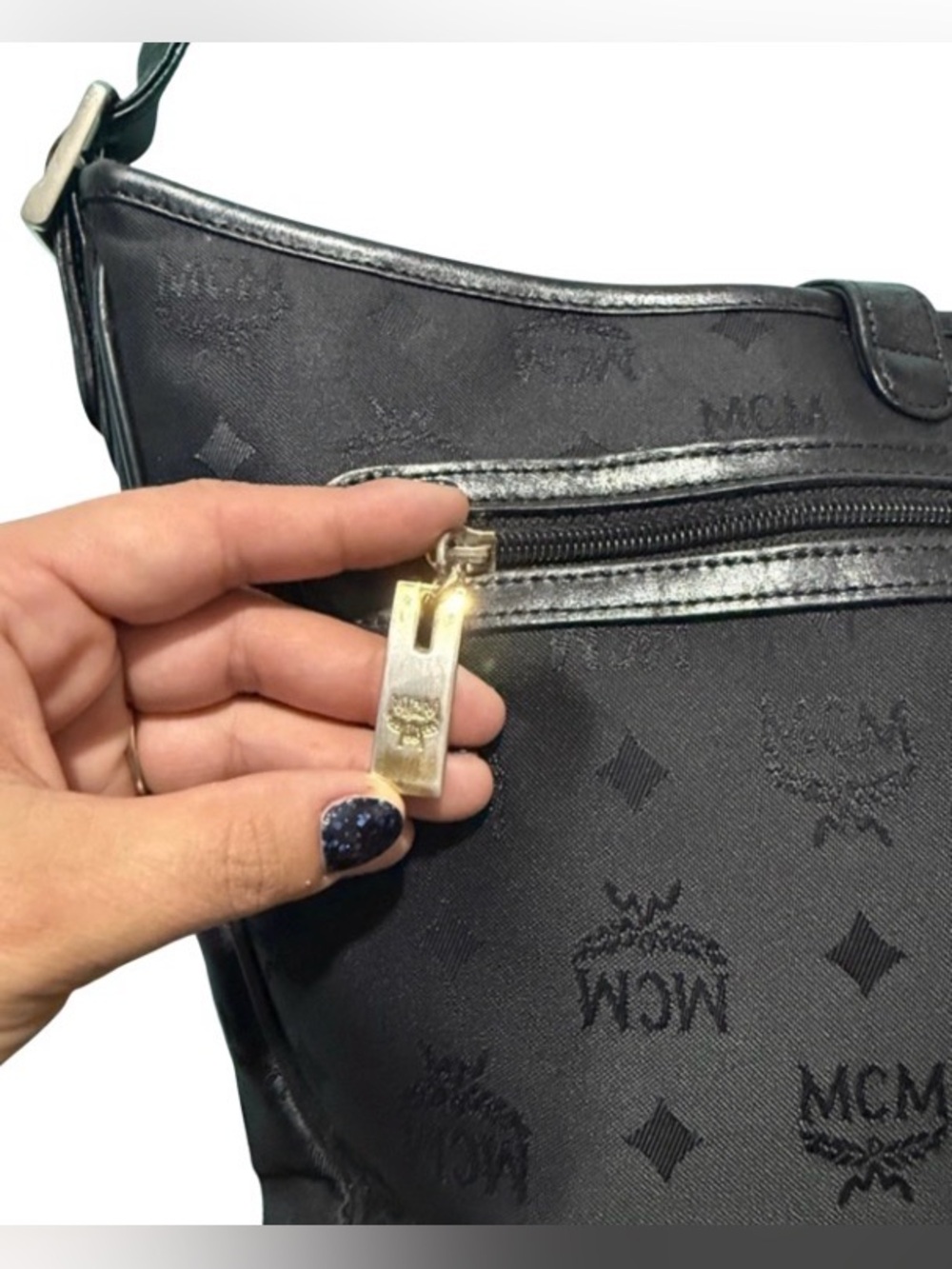 MCM shoulder hobo in black monogram jacquard bag - Picture 6 of 11